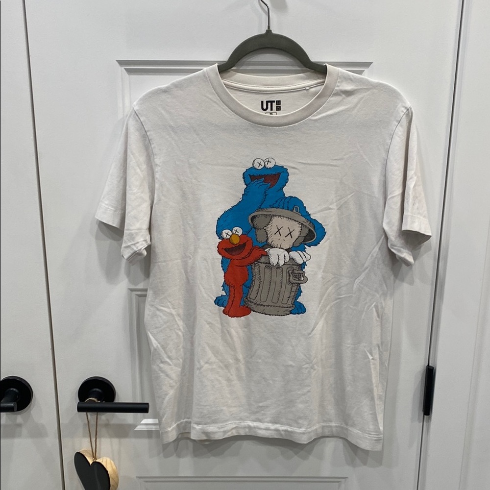 KAWS x Uniqlo x Sesame Street Companion Trash Can Tee